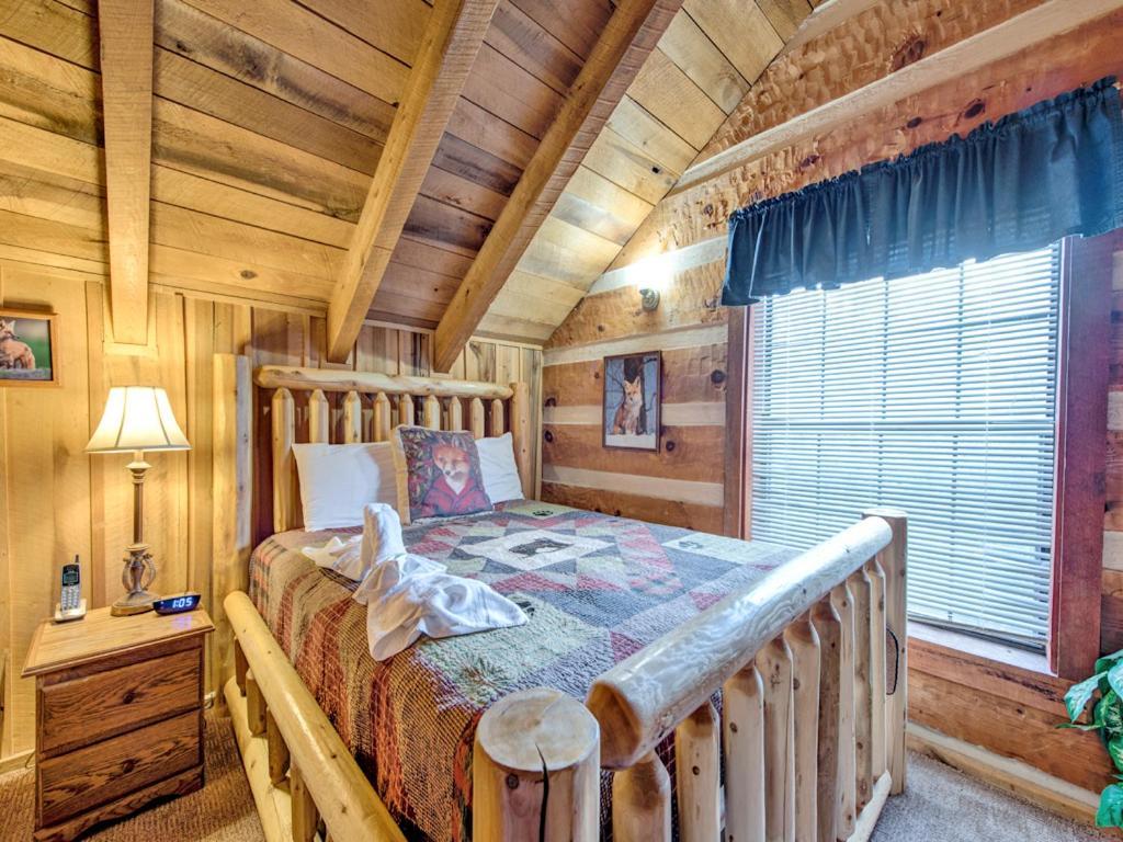 Fox Den Villa Гетлинбург Екстериор снимка
