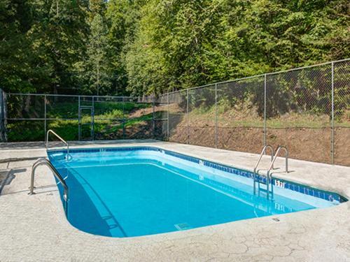 Fox Den Villa Гетлинбург Екстериор снимка